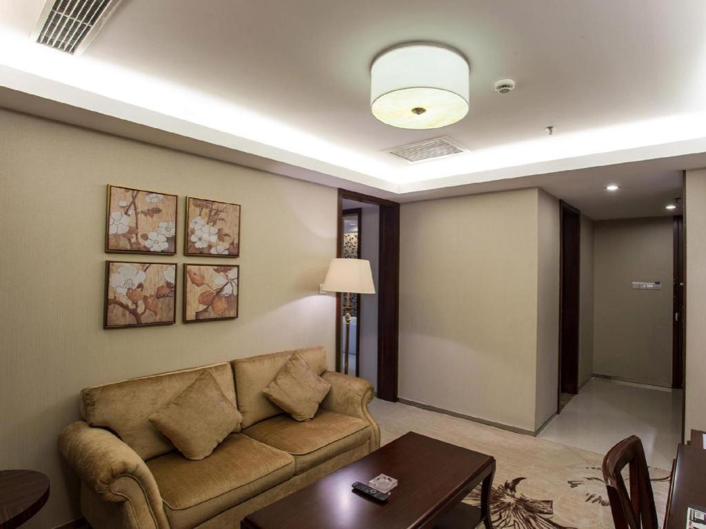 Jinjiang Metropolo Shanghai Minhang Exterior photo