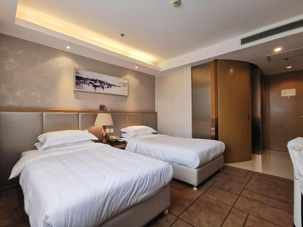 Jinjiang Metropolo Shanghai Minhang Exterior photo